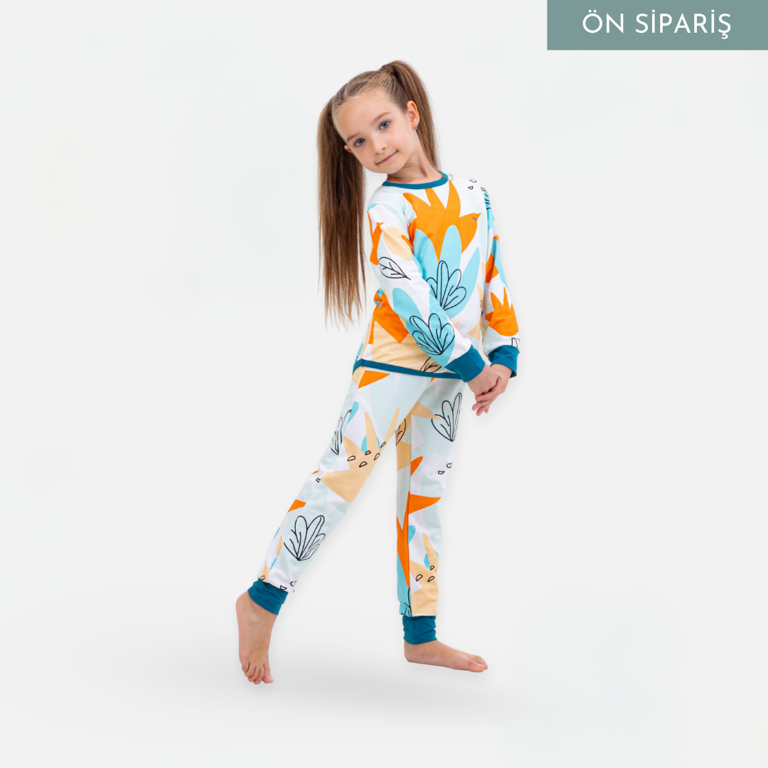 
                  
                    Ön Sipariş 1.0 TOG Autumn Pj-Zee
                  
                
