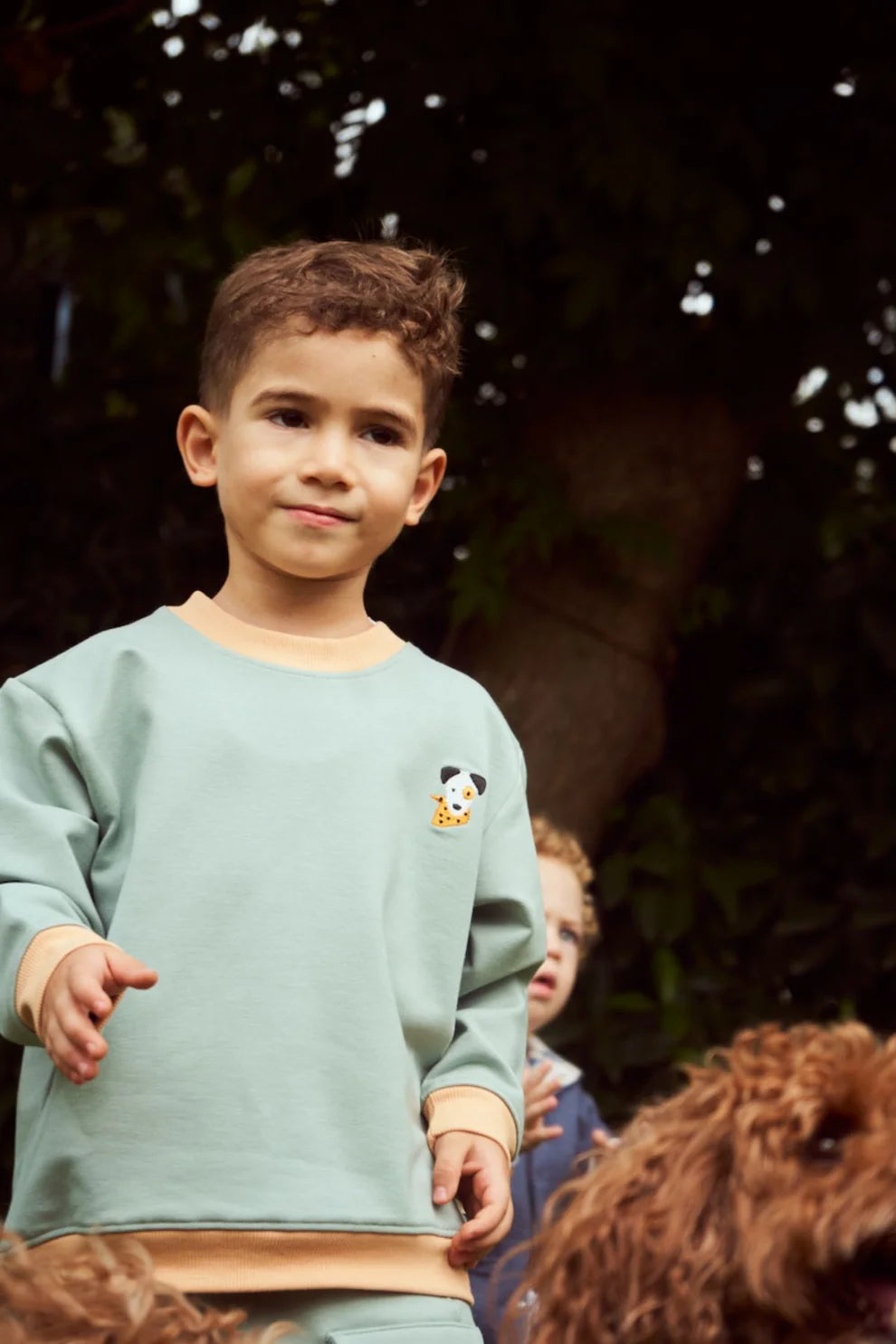 
                  
                    Kontrast Detaylı Sweatshirt
                  
                